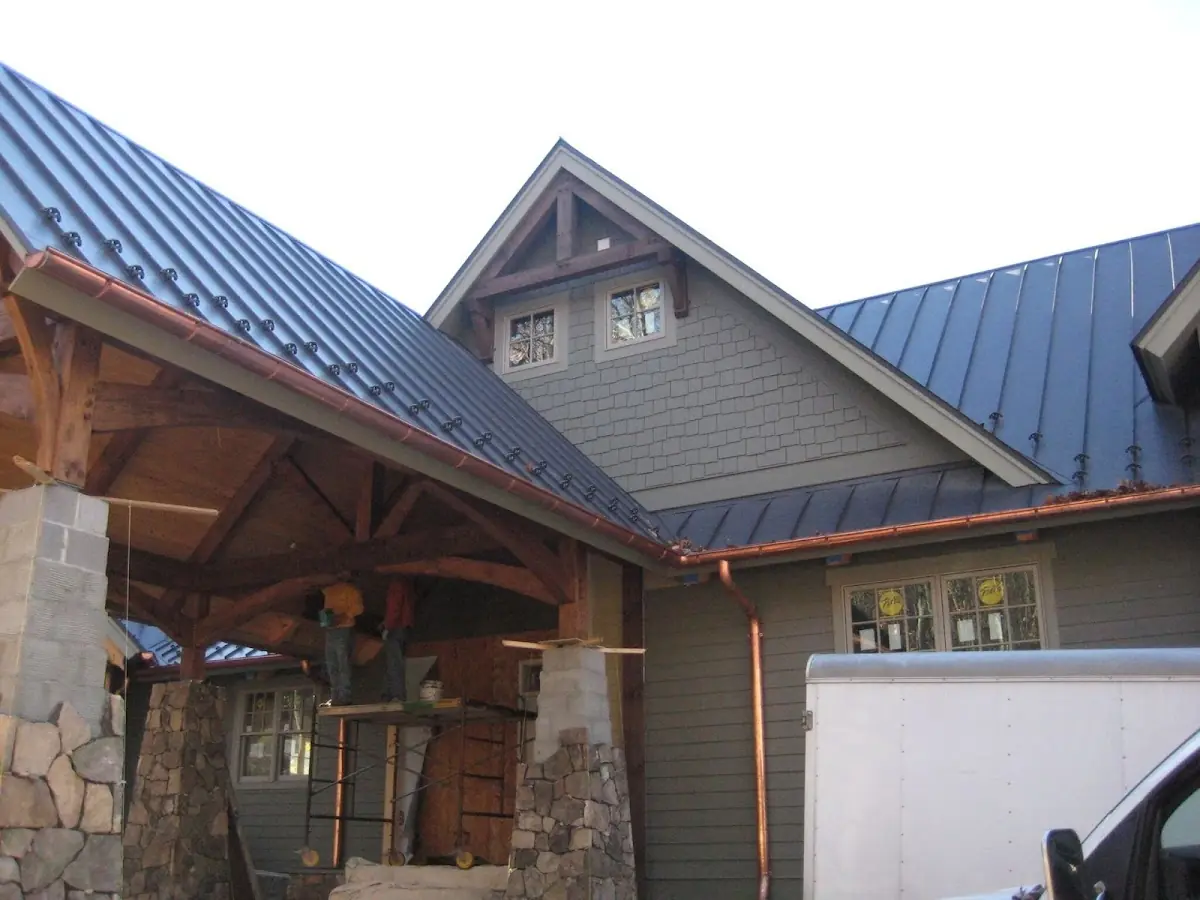 Craftsman Roofing team delivering quality roofing work in Freneau